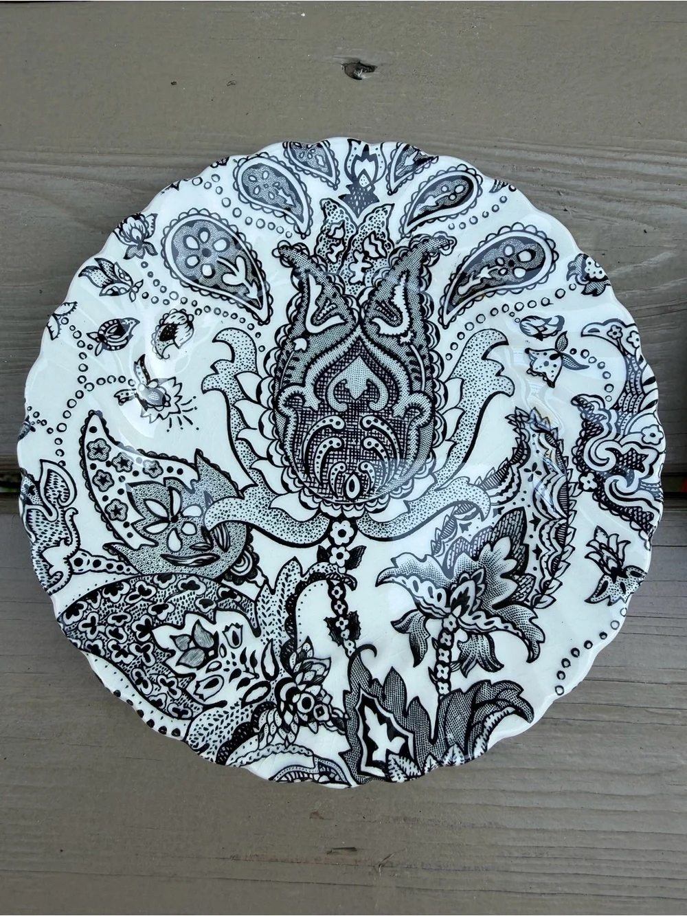 2 X Johnson Brothers Paisley Black and White Bread and Butter Plates